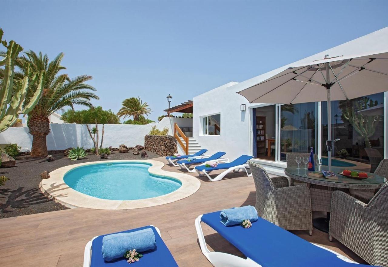 Villa Esencia Puerto del Carmen  Extérieur photo